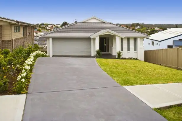 114 Garden Grove Parade, Adamstown Heights NSW 2289