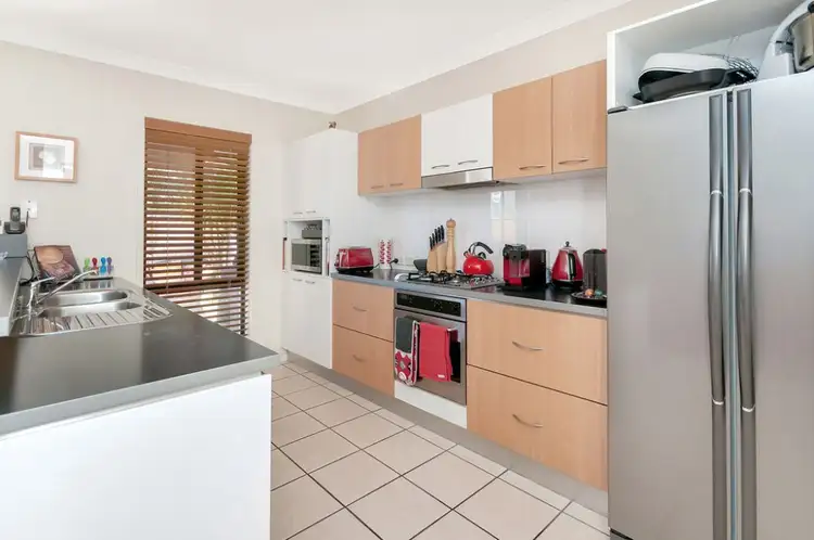 Fifth view of Homely unit listing, 2/5 Central Avenue, Mount Ommaney QLD 4074