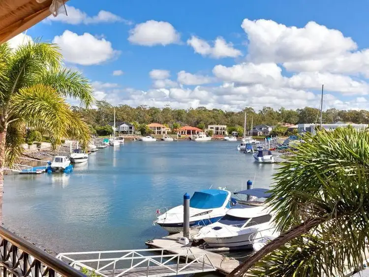 46 Villa Edgewater, Harbour view crt, Raby Bay QLD 4163
