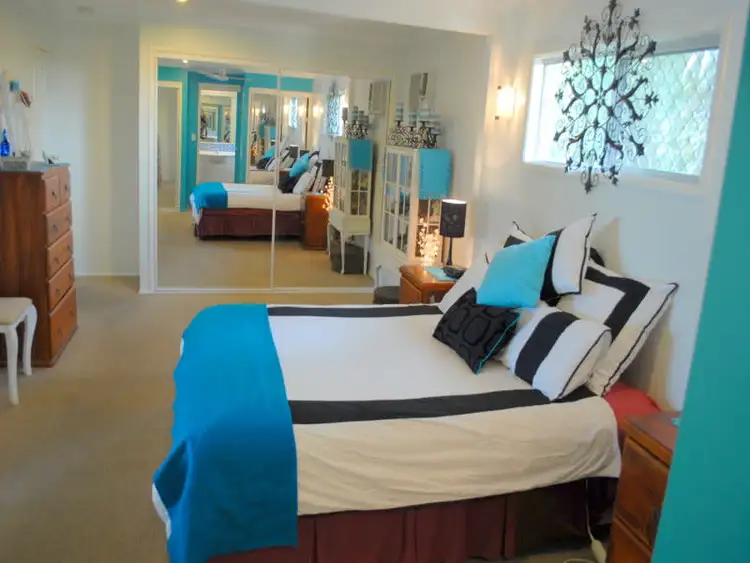 2 BERRY STREET, Churchill QLD 4305