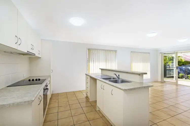 Second view of Homely house listing, 10 Pinewood Street, Wynnum West QLD 4178