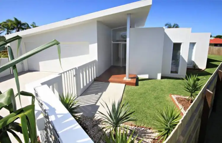 2 Kite Place, Parrearra QLD 4575