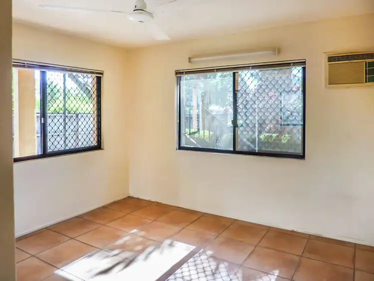 Seventh view of Homely block of units listing, 584 Bruce Highway, Woree QLD 4868