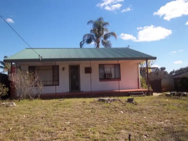 9 Hampton Square West, Morley WA 6062