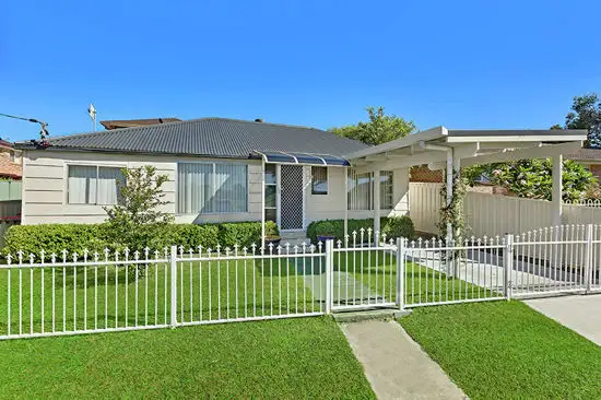 13b Park Road, The Entrance NSW 2261