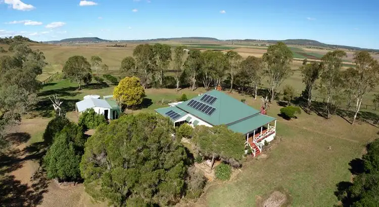 439 McNally Rd, Cambooya QLD 4358