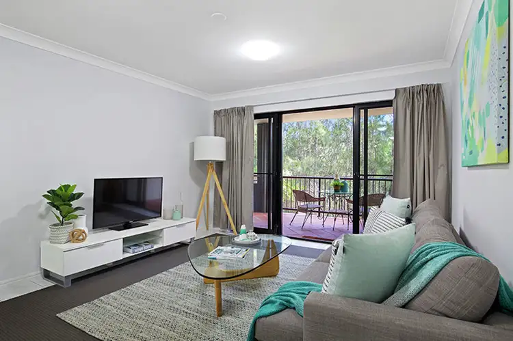 E6/1 Great Hall Drive, Nobby Beach QLD 4218