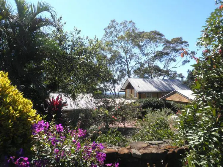 Third view of Homely house listing, 5 Emerald Court, Mapleton QLD 4560