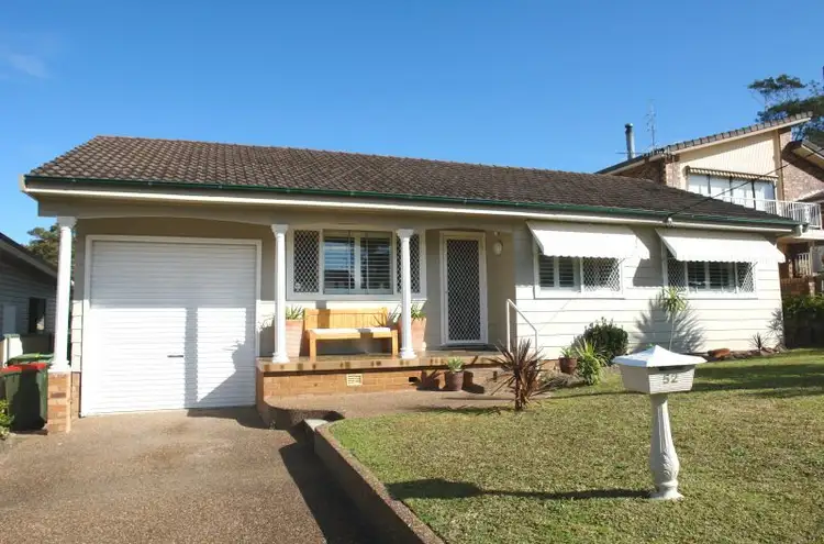 52 Arlington Street, Gorokan NSW 2263