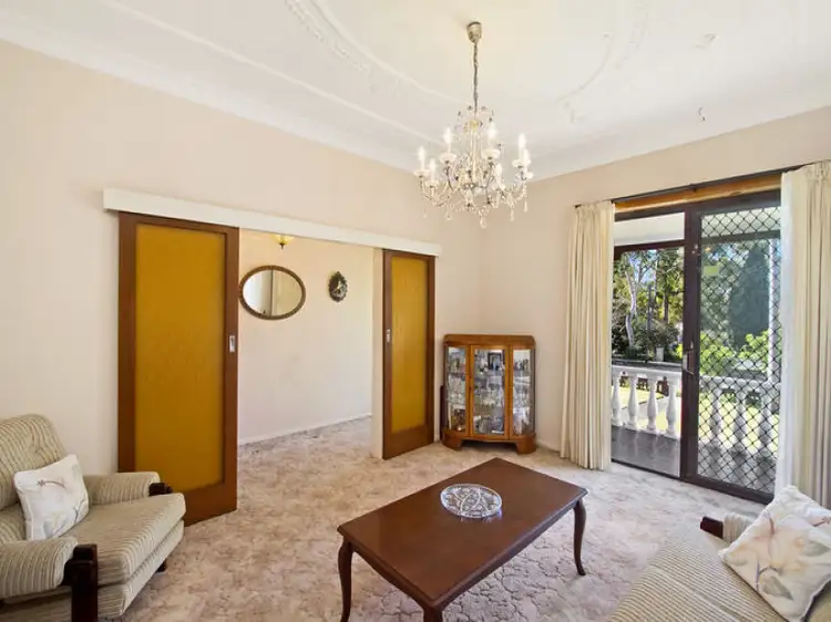 18 Eastern Valley Way, Northbridge NSW 2063