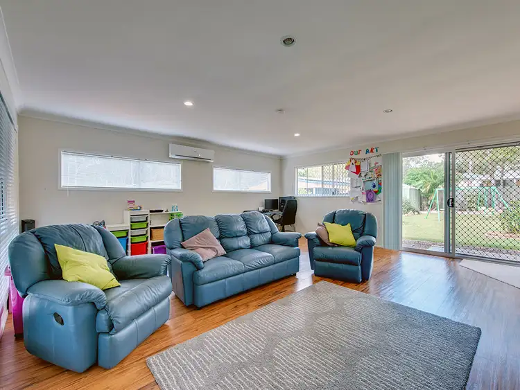 Second view of Homely house listing, 4 Martindale Place, Forest Lake QLD 4078