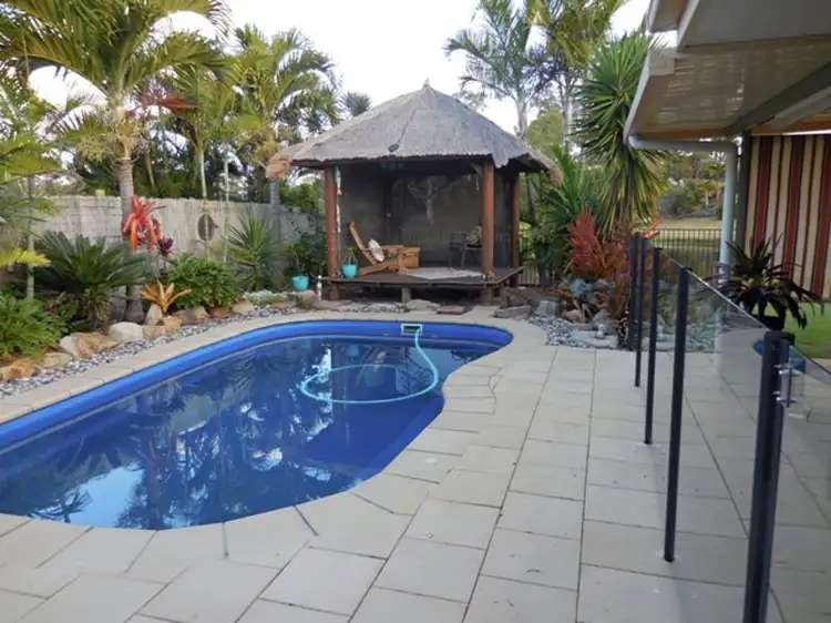 16 Banks Court, Torquay QLD 4655