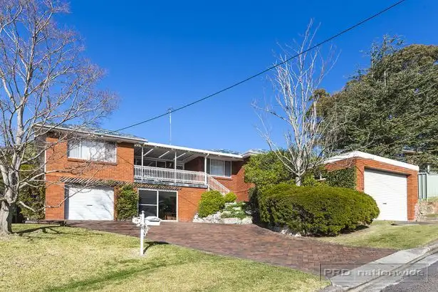 14 Daydawn Avenue, Warners Bay NSW 2282