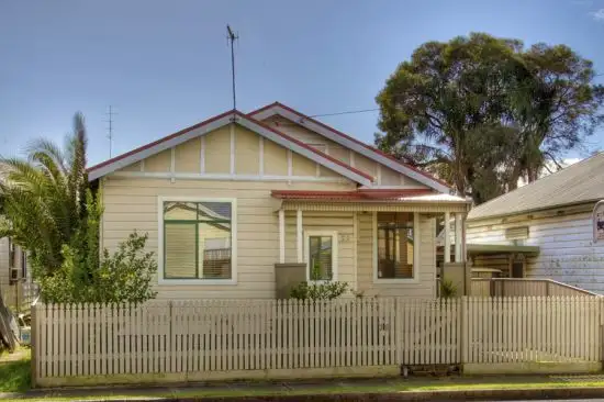 26 Macquarie St, Mayfield NSW 2304