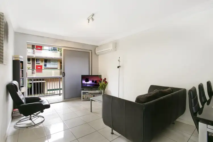 Fourth view of Homely unit listing, 2/64 Warren Street, St Lucia QLD 4067