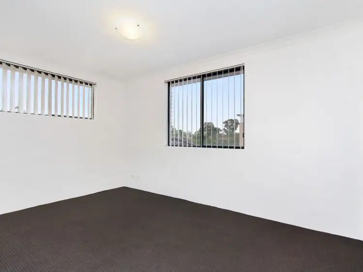 Fifth view of Homely unit listing, 6/7 Talbot Road, Guildford NSW 2161