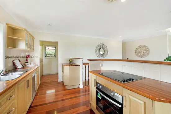 Second view of Homely house listing, 2 Bellhurst Outlook, Tarragindi QLD 4121