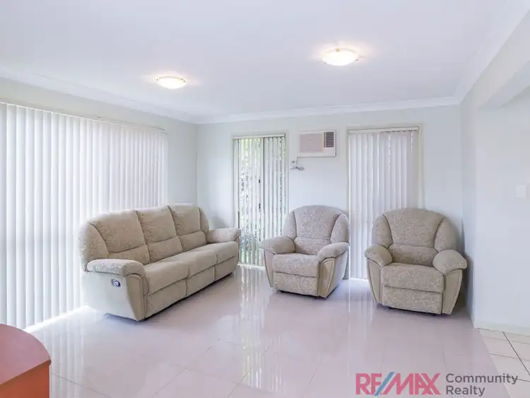 Third view of Homely house listing, 7 Jade Close, Robertson QLD 4109