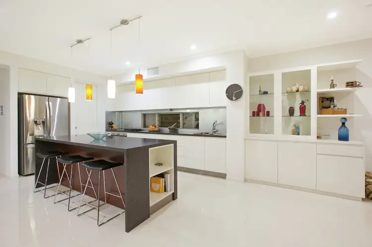 Second view of Homely house listing, 33 Eromanga Street, Carindale QLD 4152