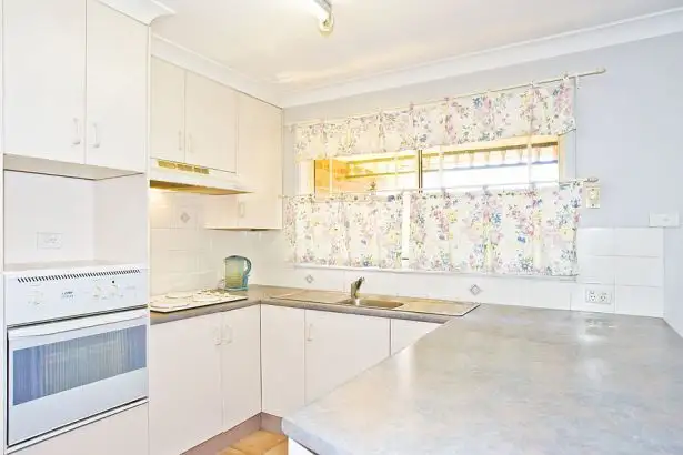 Second view of Homely house listing, 8 Simpson Court, Mayfield NSW 2304