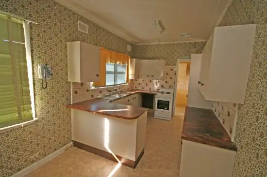 Second view of Homely house listing, 124 Crown Street, Tamworth NSW 2340