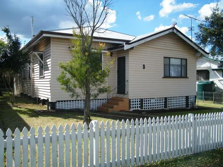 3 Bristol St, Newtown QLD 4350