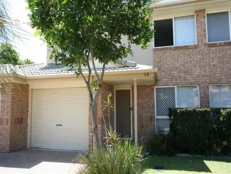 38/27 Camille Cres, Wynnum West QLD 4178