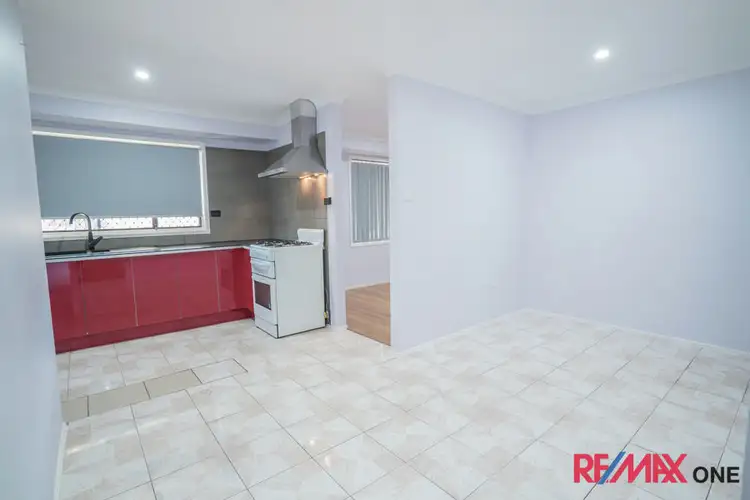 Fourth view of Homely villa listing, 2/4 Woodvale Close, Plumpton NSW 2761