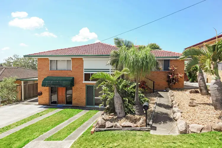 17 Coolmunda Street, Mansfield QLD 4122