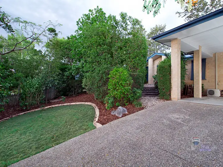 12 Norfolk Place, Seventeen Mile Rocks QLD 4073