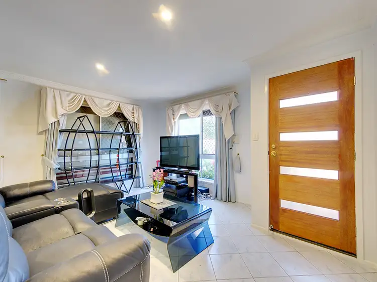 1 Karrabul Cr, Doolandella QLD 4077