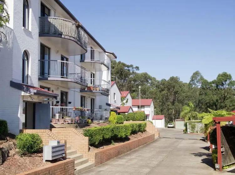 28/167 JOHN PAUL DRIVE, Springwood QLD 4127