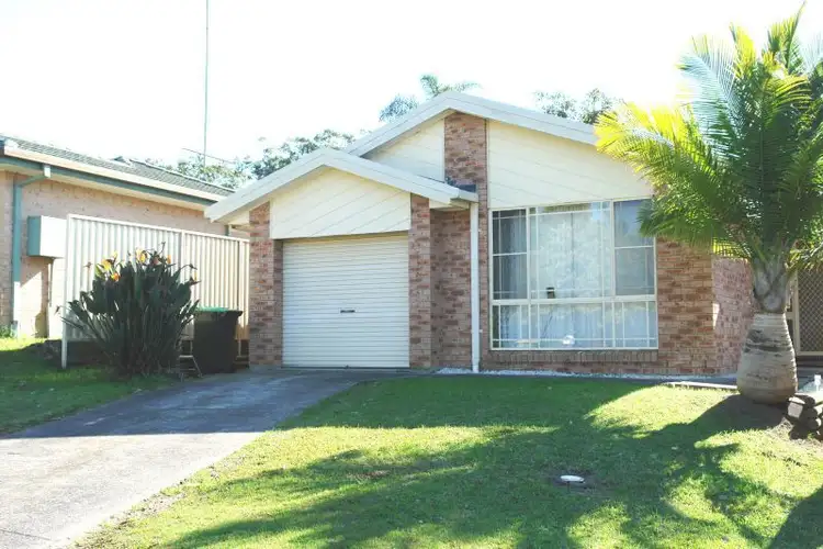 17 Charmian Crescent, Watanobbi NSW 2259