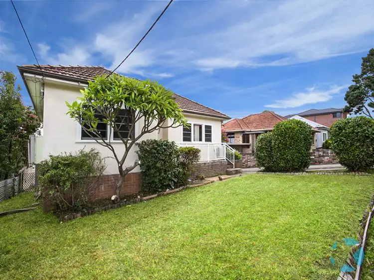 22 Macleay St, Ryde NSW 2112