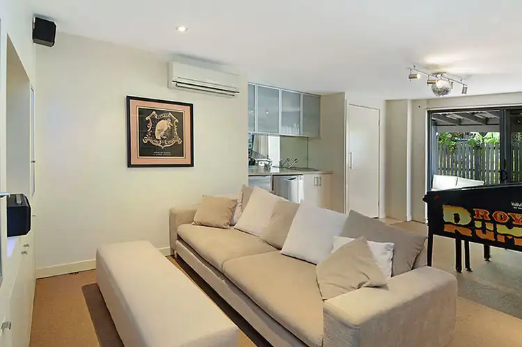 Fifth view of Homely townhouse listing, 1 / 41 Weston Street, Coorparoo QLD 4151