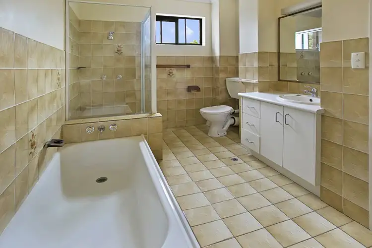 Fifth view of Homely unit listing, 8/20 Christensen Street, Yeronga QLD 4104