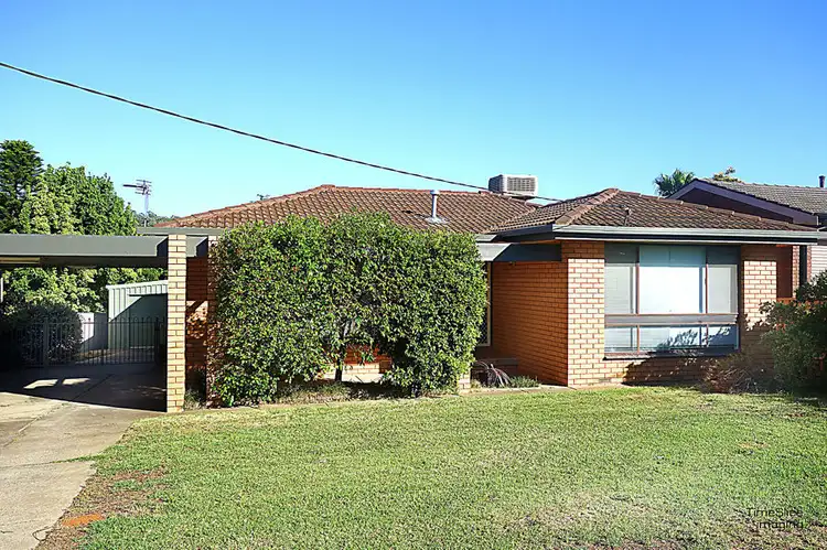 21 Banks Avenue, Kooringal NSW 2650