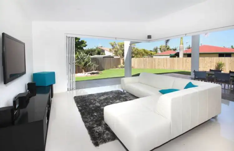 Second view of Homely house listing, 2 Kite Place, Parrearra QLD 4575