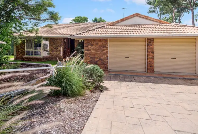 27 Mindona Street, Wishart QLD 4122