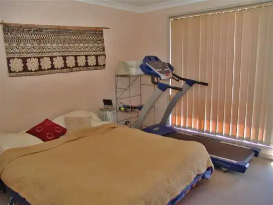 Fifth view of Homely villa listing, 2/16 Flintwood Pl, Coffs Harbour NSW 2450