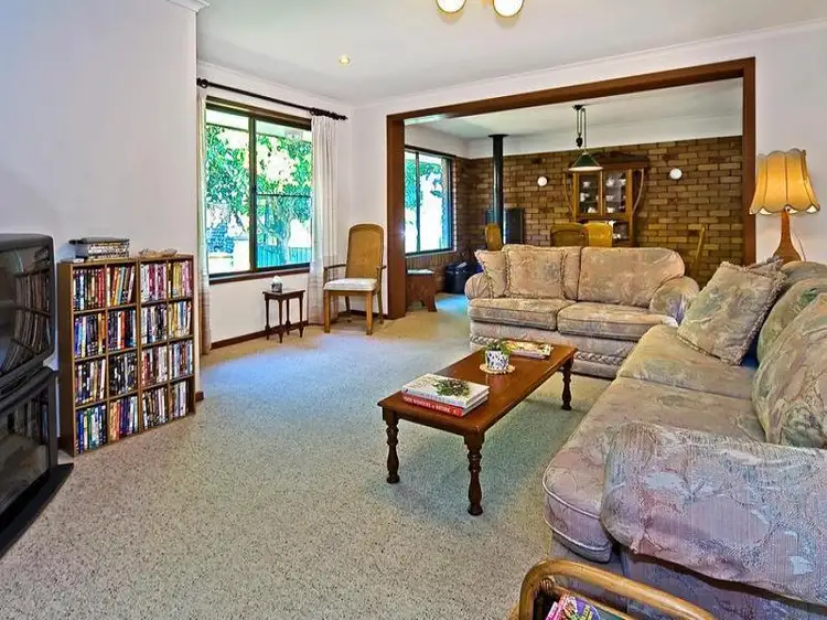 Second view of Homely house listing, 5 Maneroo Ct, Springwood QLD 4127