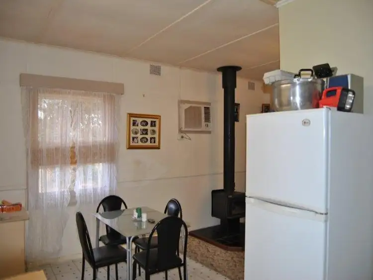 Fifth view of Homely house listing, 2 Paterson Street, Bute SA 5560