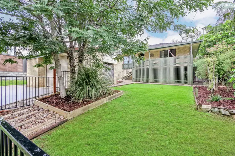 6 Alawara Street, Petrie QLD 4502
