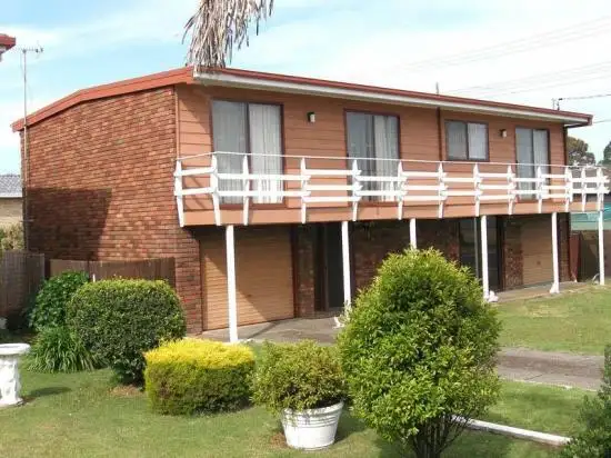 3 Crookhaven Drive, Greenwell Point NSW 2540