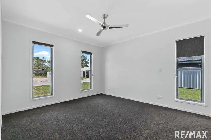 Seventh view of Homely house listing, 100 Boundary Rd, Urangan QLD 4655