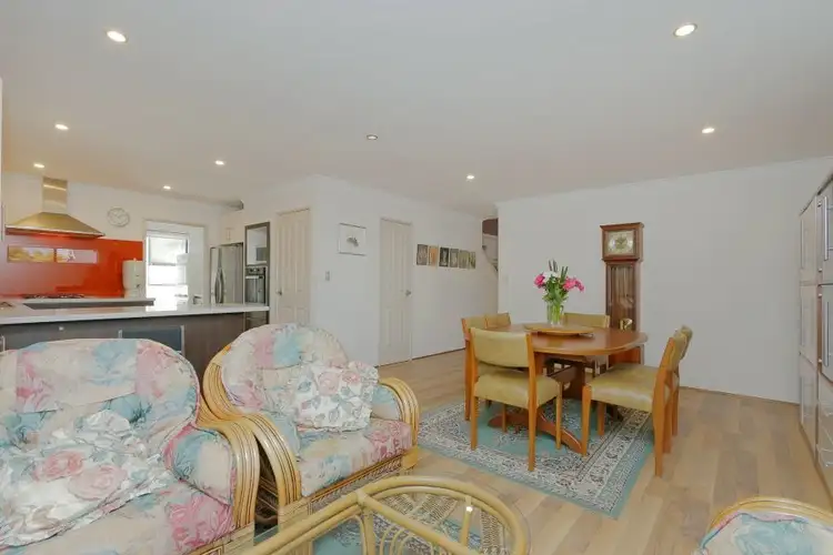 209B Huntriss, Doubleview WA 6018