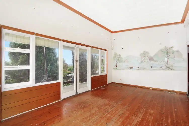 Second view of Homely house listing, 4 Haynes Avenue, Seven Hills NSW 2147