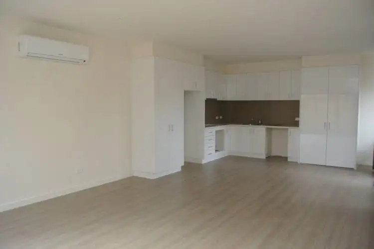 4/31 Kelvinside Road, Noble Park VIC 3174