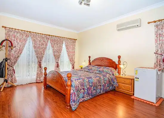 Fifth view of Homely house listing, 8 Falaise Pl, Sunnybank Hills QLD 4109