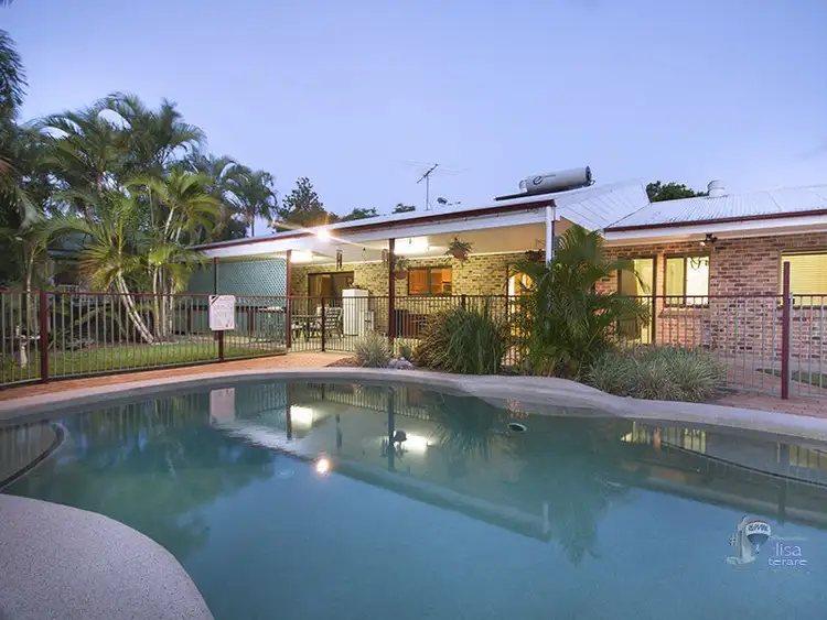 82 Parasol Street, Bellbowrie QLD 4070